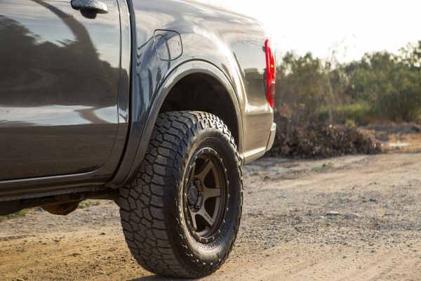 RR2-V 17x8.5 (6x5.5 | 6x139.7) | Chevy Silverado 1500 Online now